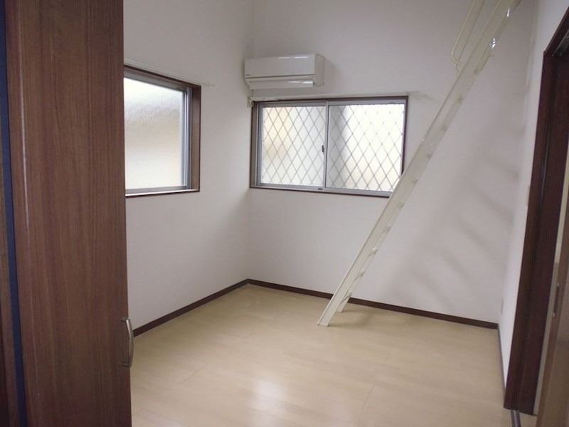 寝室にぴったりな収納スペース