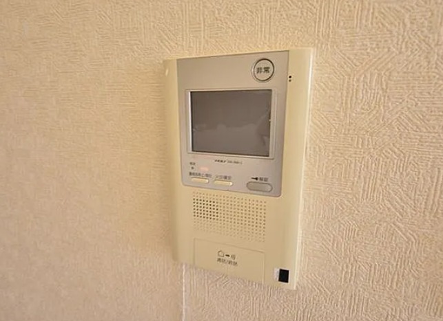 モニタ付きで急な来客時も安心ですね