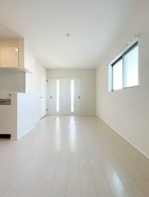 別角度から見たリビングです。