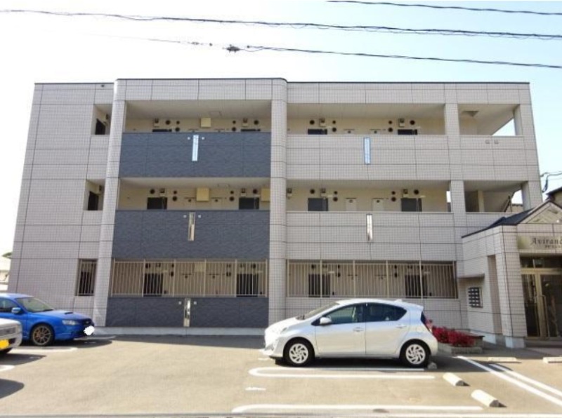 敷地内駐車場空きあり