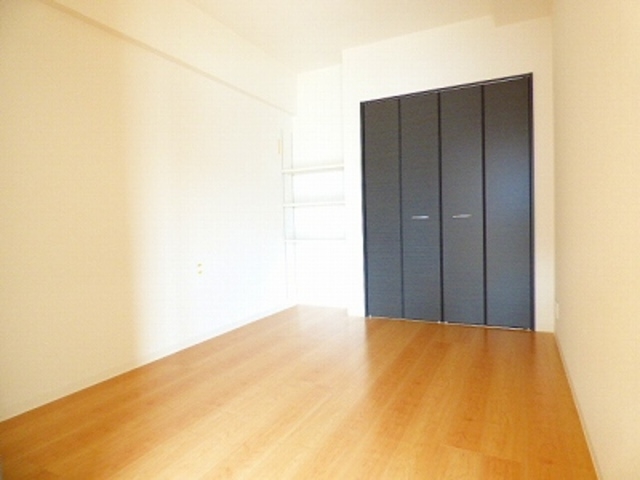 クローゼット付きの居室です
