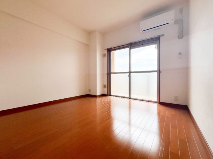 エアコン完備で年中快適に過ごせます