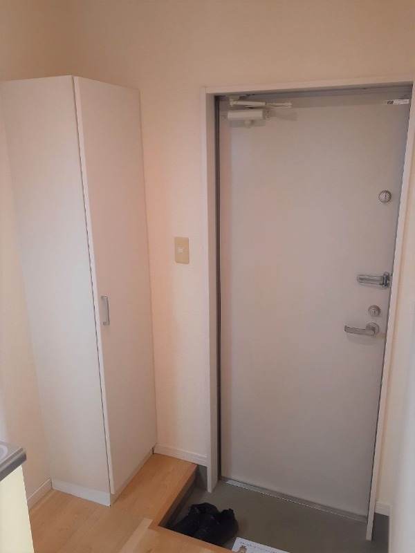 天井高下駄箱で玄関スッキリしますね