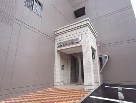 オシャレなエントランスですね