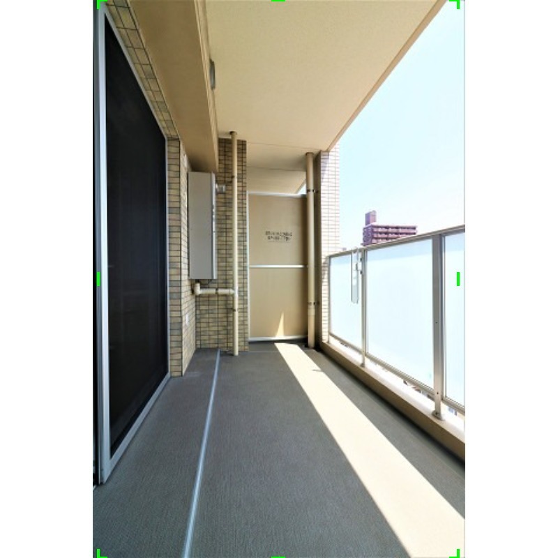 洗濯物はこちらへどうぞ。