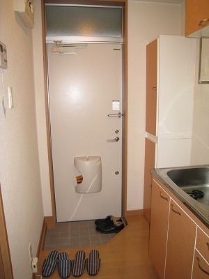 玄関はこのようになっています。