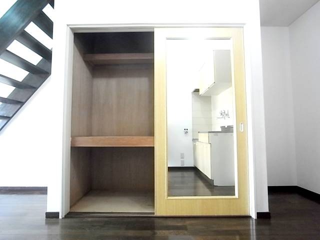 お荷物はこちらへ。