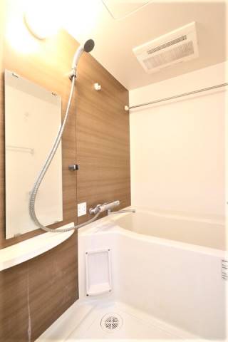 お風呂が綺麗だと気分も上がりますね