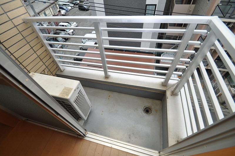 洗濯物はこちらへ。