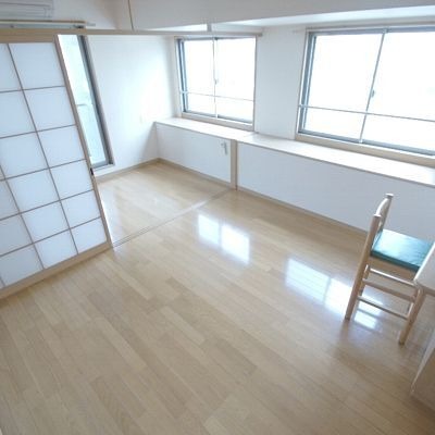 寝室スペースにいかがでしょうか。