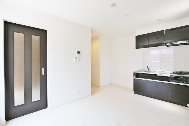 白基調のオシャレなお部屋です