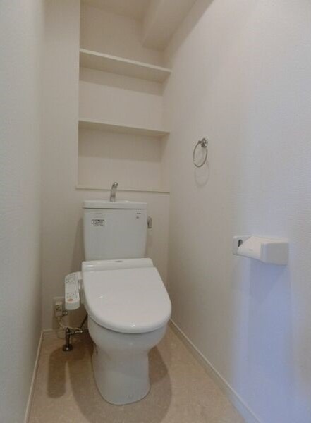 嬉しい温水洗浄便座機能付き