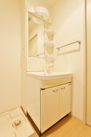 お出かけ前の身支度はこちらでバッチリです