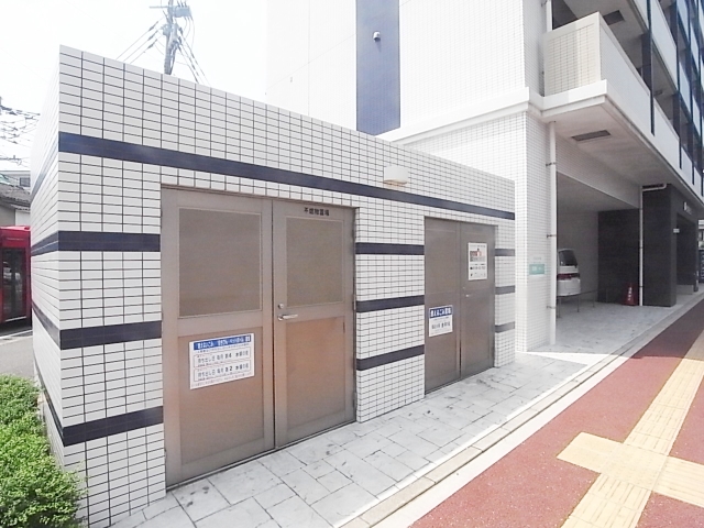 共用ゴミ捨て場あります