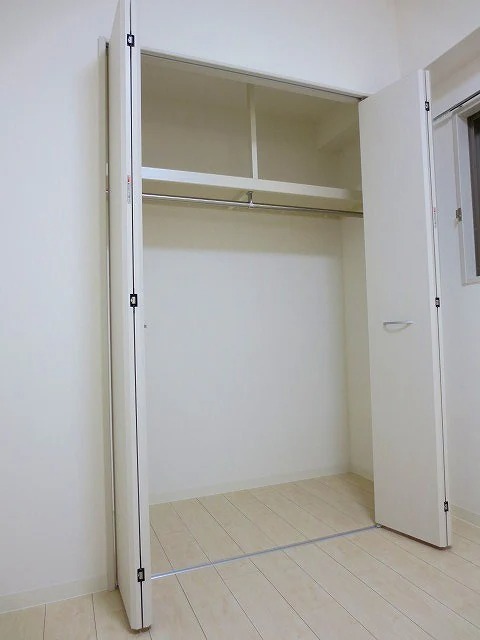 大容量の収納でお洋服をたくさん持っている人も安心です