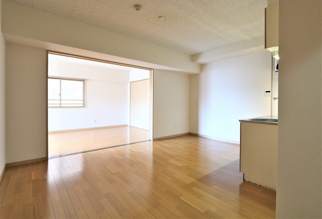 開放感ある綺麗目なお部屋です