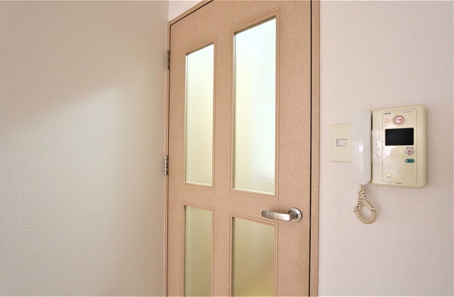 来客の確認ができるのは安心ですね