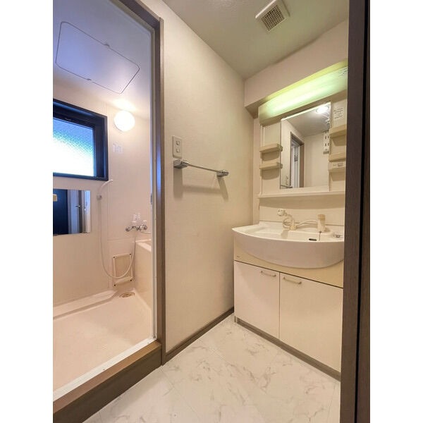 朝の支度はこちらでどうぞ。