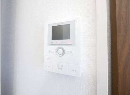 モニター付きで安心ですね。