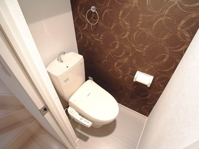 ウオシュレット付きです