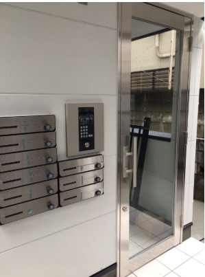 集合ポストもございます。