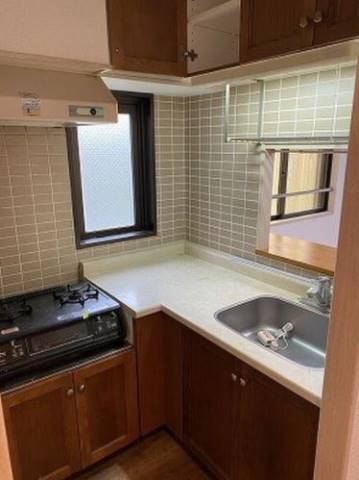 カウンターキッチンが印象的。