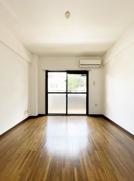 南向きで日当たり良好です