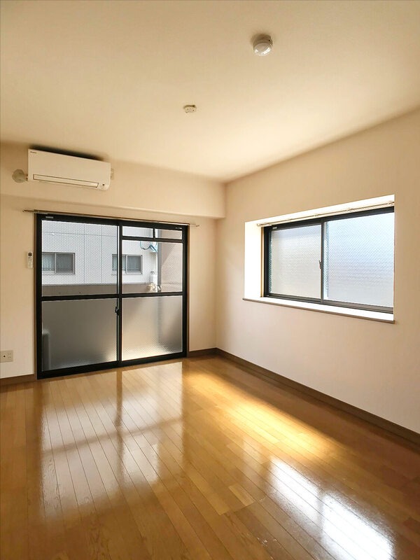 採光面が多く明るいです