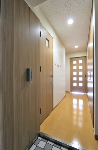 広々とした玄関です