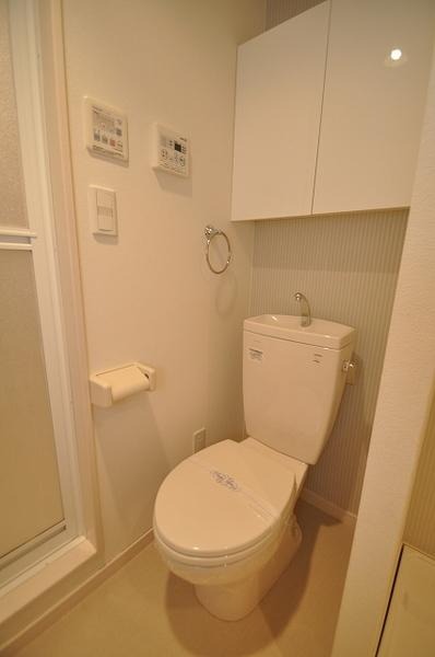 清潔感のあるトイレです