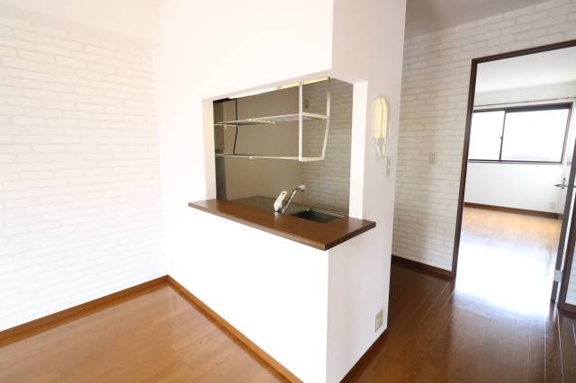 リビングの様子が確認できます