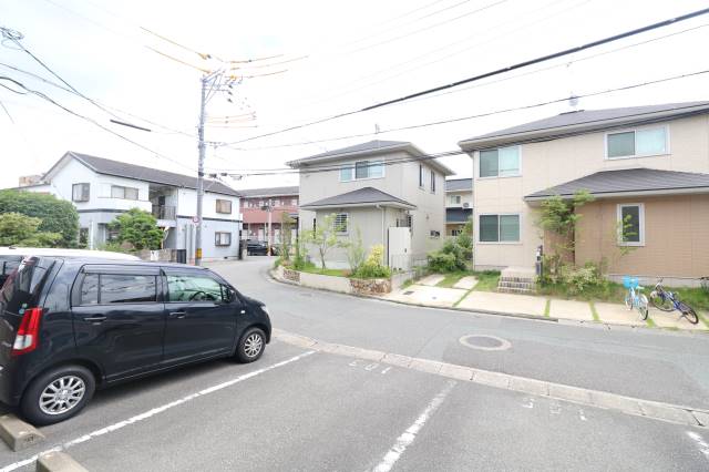 閑静な住宅街ですね