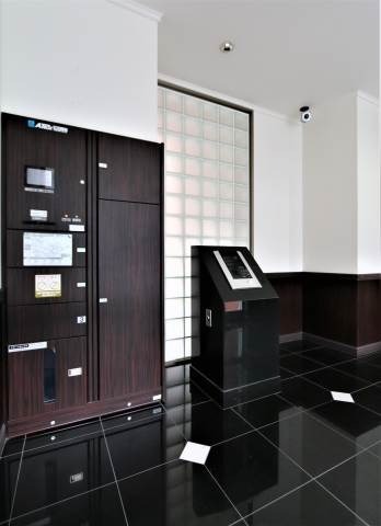 宅配BOXが付いています。