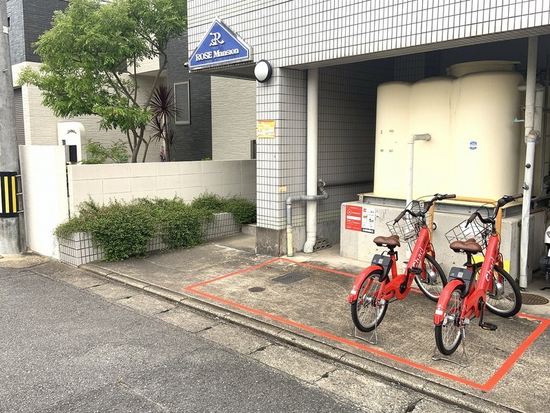 チャリチャリポートがあります。