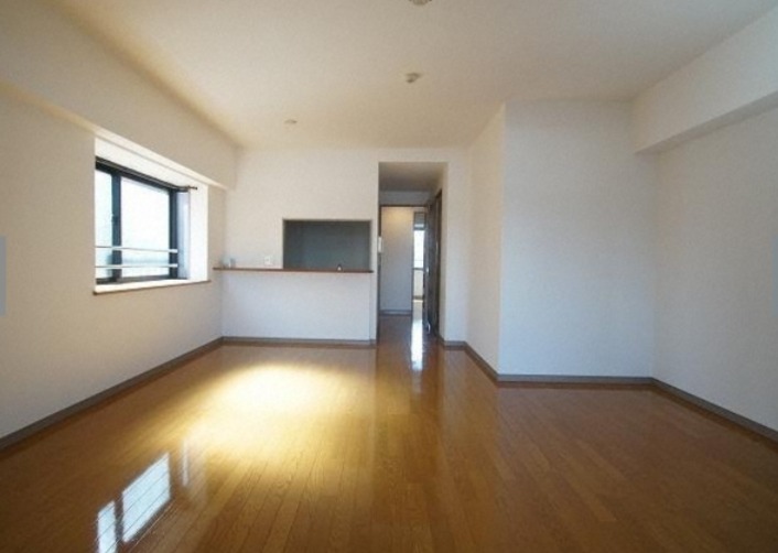 家具の配置が楽しくなるリビングですね