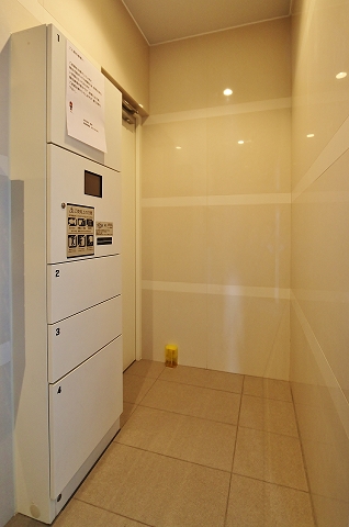 忙しい方に味方の宅配ボックス