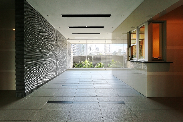 高級感あるエントランス