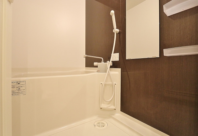 お湯につかって疲れをとりましょう