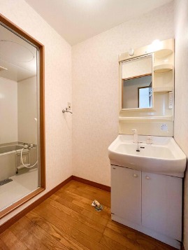 お出かけ前の身支度はこちらから