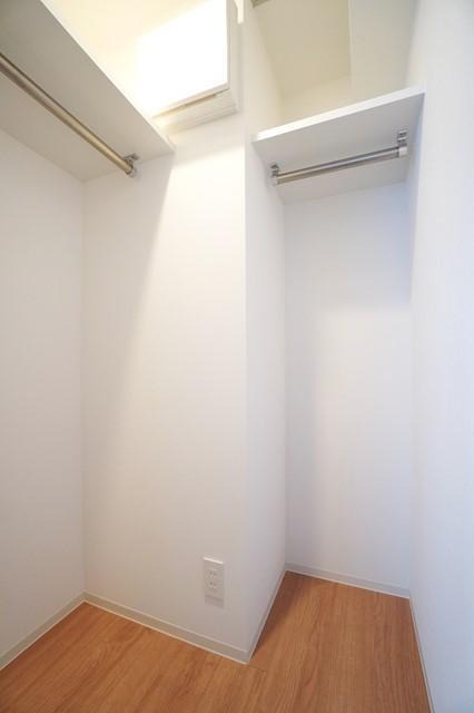 大容量のウォークインクローゼットです