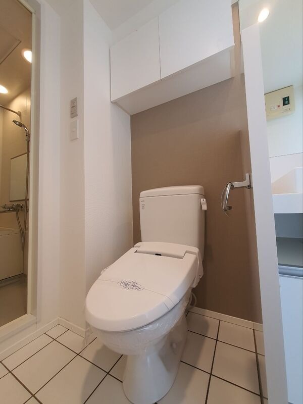 ウオシュレット付きです