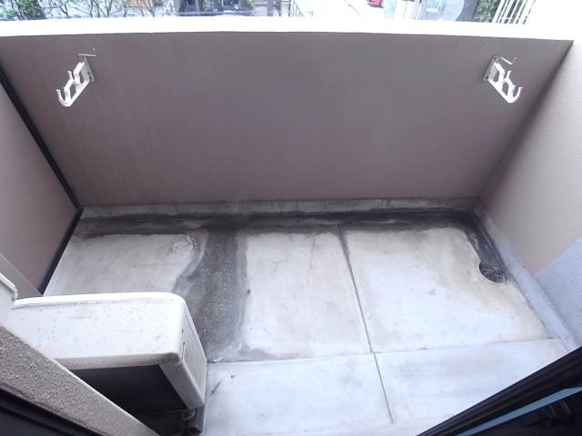 洗濯物はこちらでどうぞ。