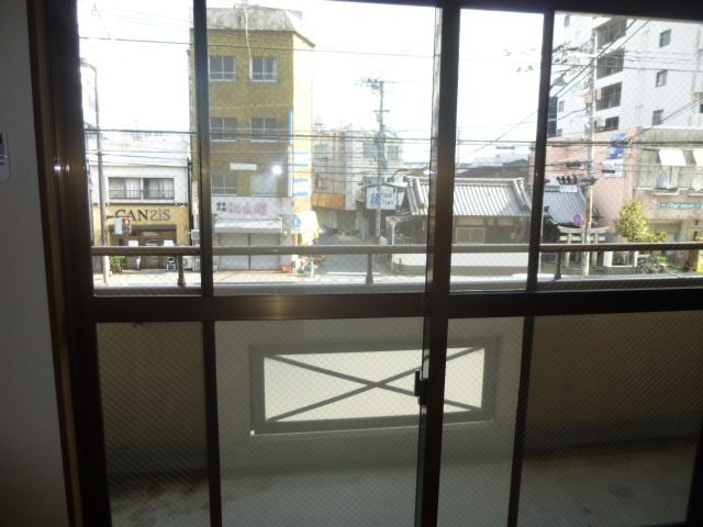 洗濯物はこちらでどうぞ。