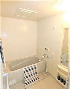 落ち着く雰囲気のお風呂です