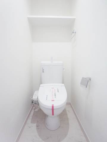 温水洗浄便座付きです