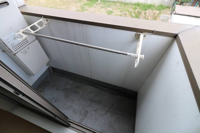 洗濯物はこちらへどうぞ。