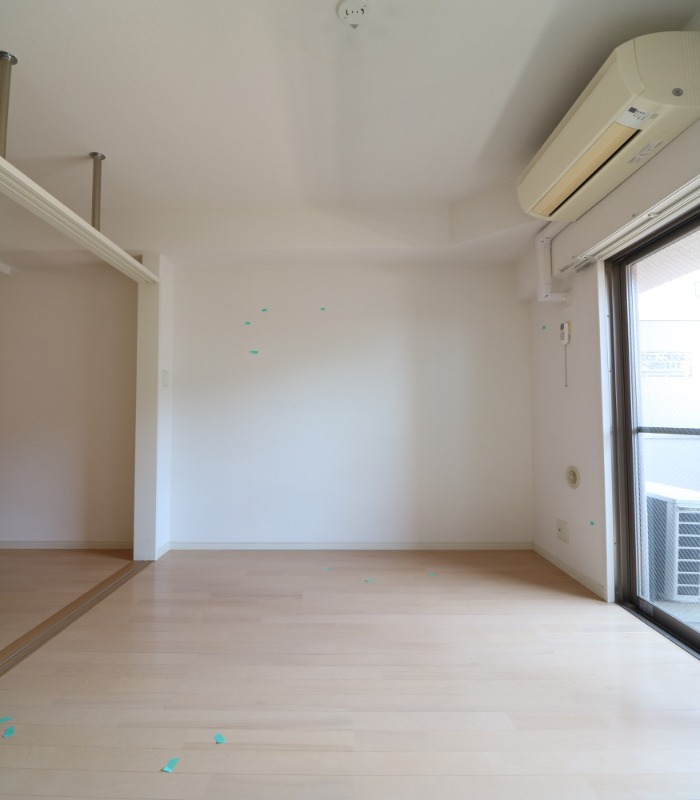 こちら寝室にいかがでしょうか。