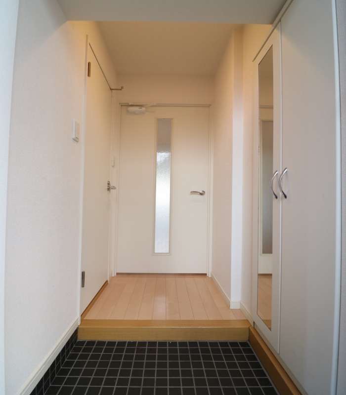玄関からはこんな感じです。