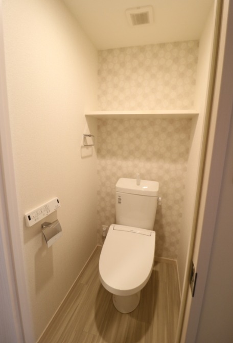 温水洗浄便座付きです