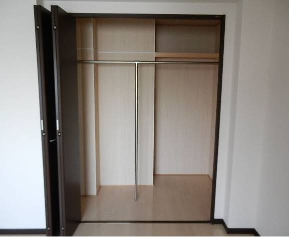 ウォークインクローゼットになってます